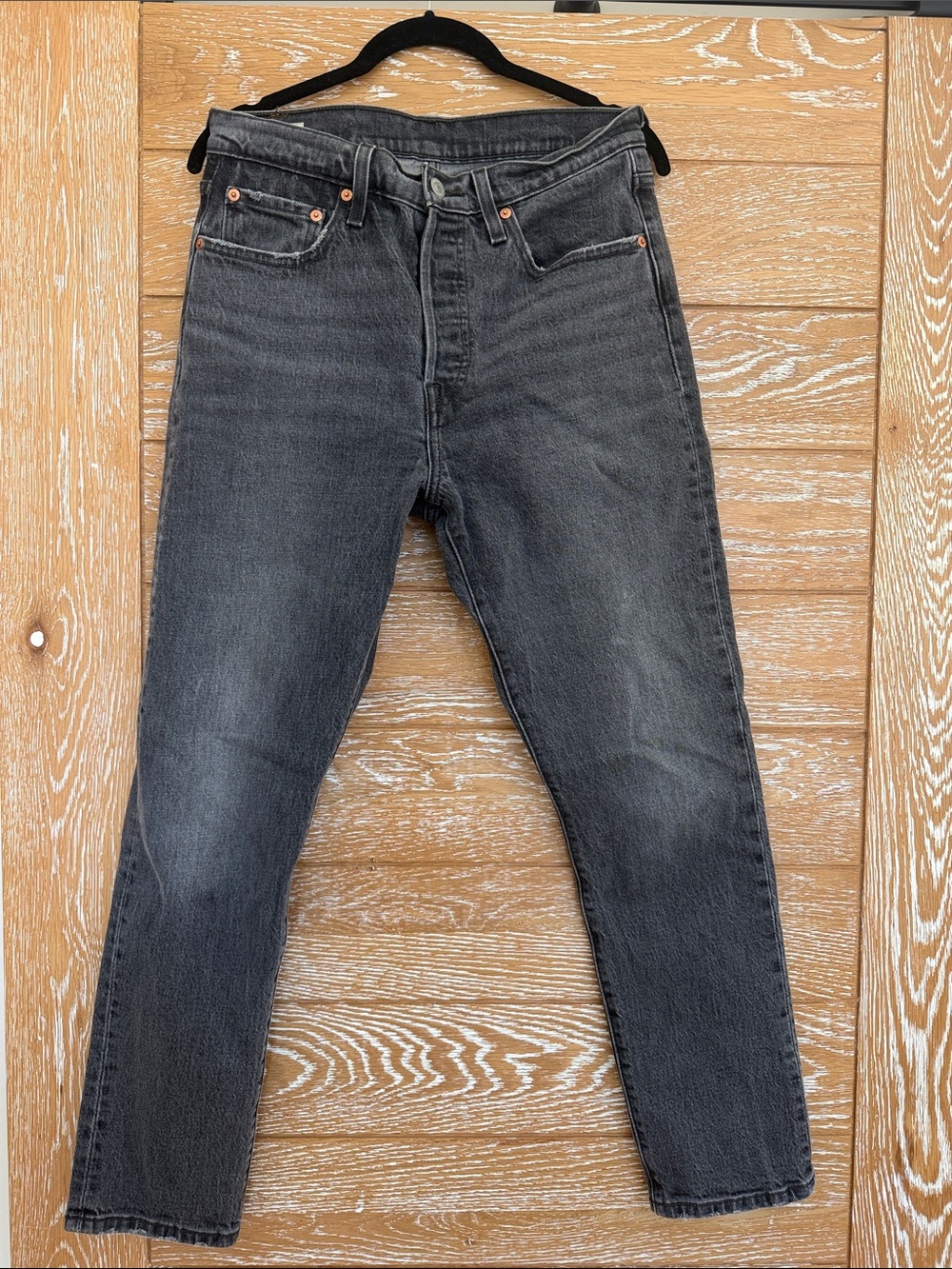 Levi’s 501 woman’s Black Washed Jeans